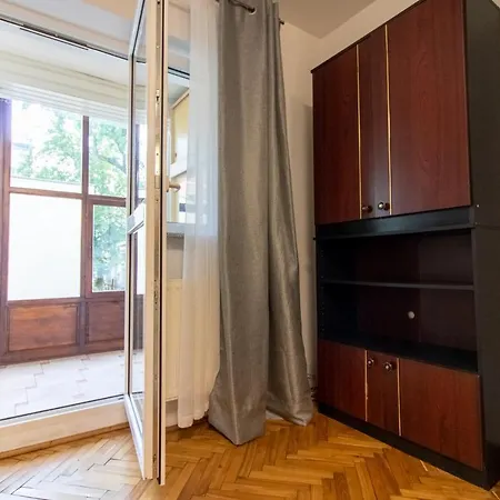 Golden Apartments/Radziw12 Lägenhet