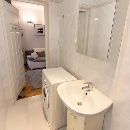 Golden Apartments/Radziw12 דירה *